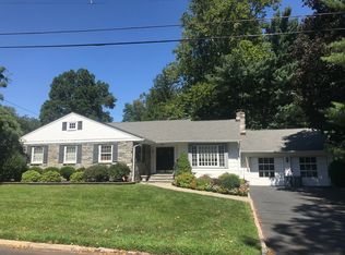 314 Judges Ln, North Plainfield, NJ 07063