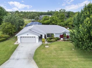 101 Cayman St NE, Lake Placid, FL 33852