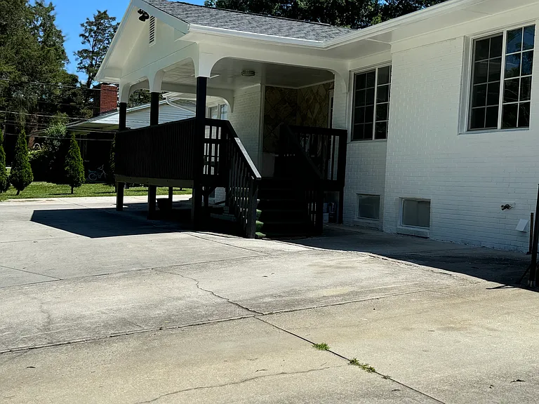 Murray Cir — Photo 3