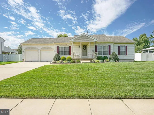 1102 Nightshade Dr, Williamstown, NJ 08094