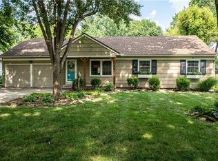 10401 Horton Dr, Overland Park, KS 66207