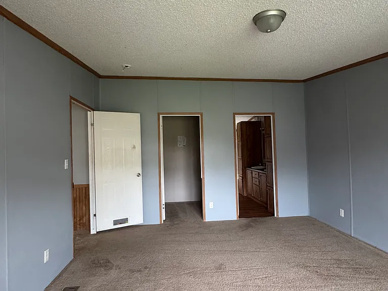 2037 County Road 112 — Photo 9