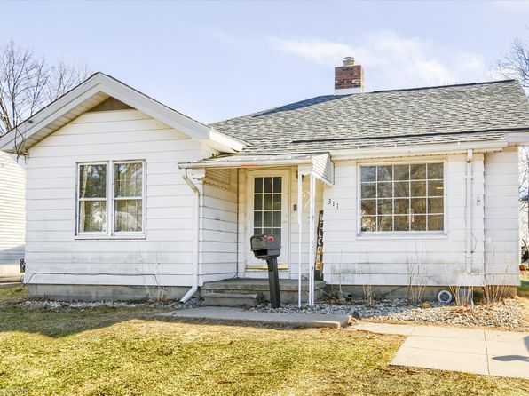 311 Pine St, Clio, MI 48420