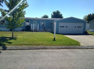 2721 S Greenfield Rd, Brookline, MO 65619