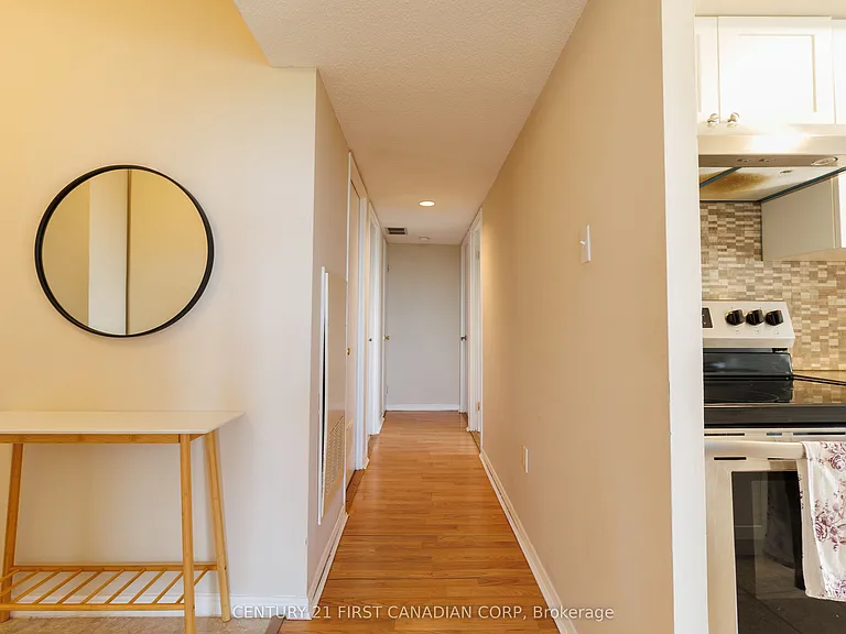 30 Chapman Ct #1001 — Photo 23