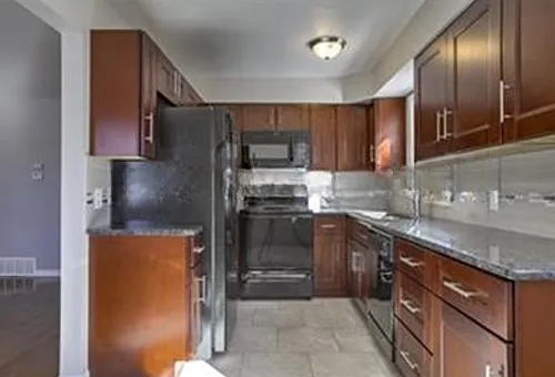 6628 Pratt St #4 Photo 1