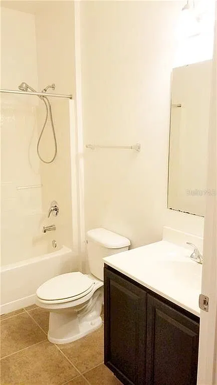 3 bed, 1634 sqft, $2,150 — Photo 3