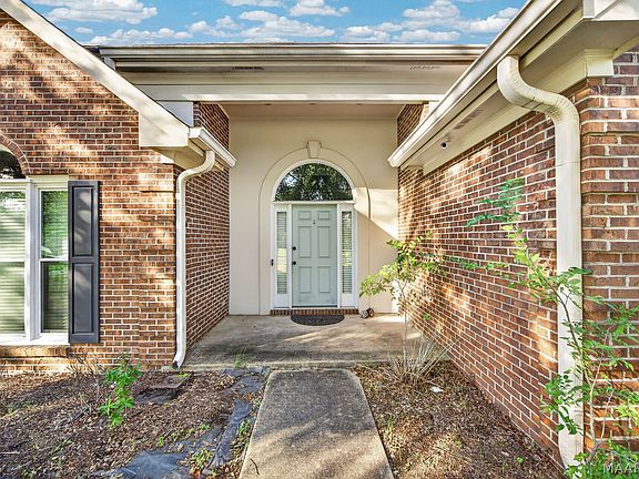 2nd image of 2216 Halcyon Blvd