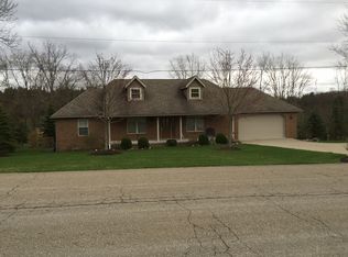 392 Deerhaven Dr SW, Carrollton, OH 44615