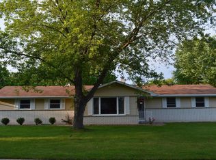 1502 W Paulson Rd, Green Bay, WI 54313