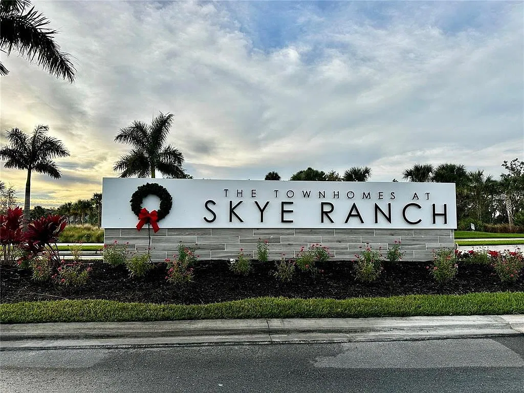 2 bed, 2.5 bath, 1202 sqft, $2,200 — Photo 1