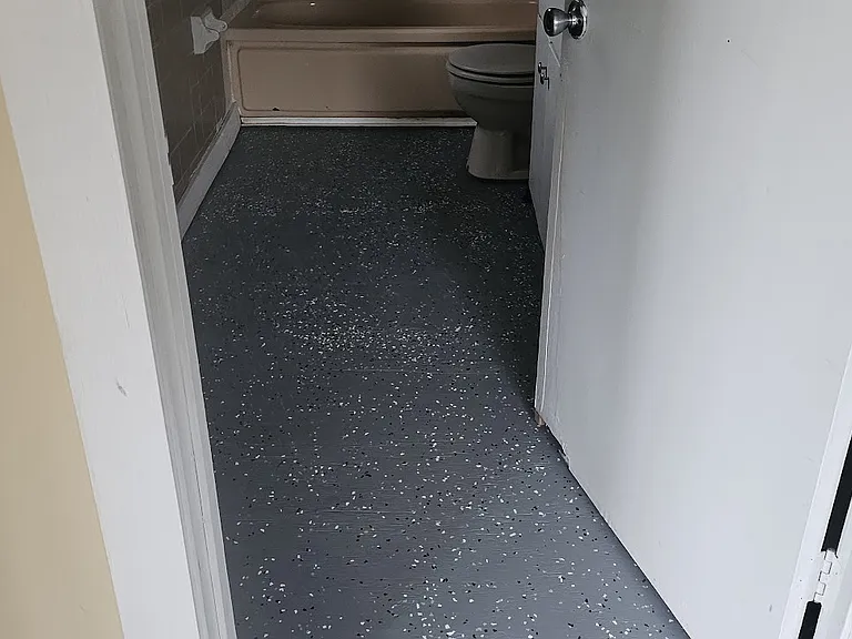 621 Lincoln Ave — Photo 2