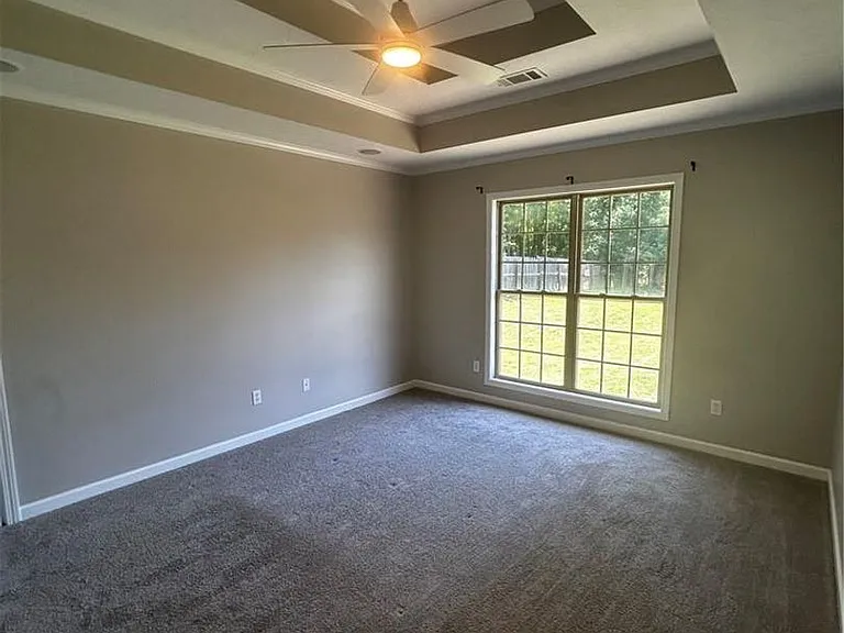 249 Deerfield Ct — Photo 6