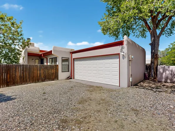 944 Camino Oraibi, Santa Fe, NM 87505
