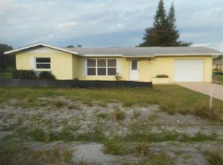 20526 Edgewater Dr, Pt Charlotte, FL 33952