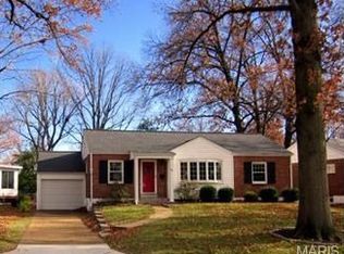 60 Turf Ct, Saint Louis, MO 63119