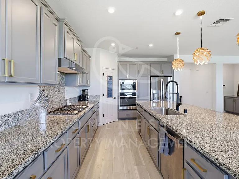 2532 Eastridge Dr — Photo 8