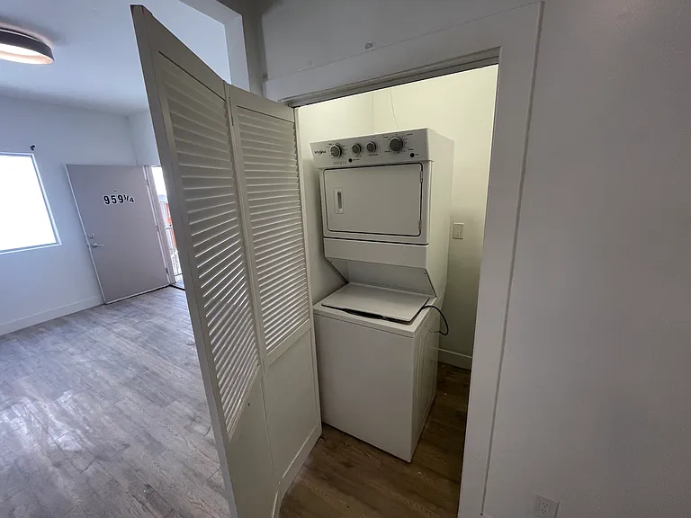 959 3/4 N Vendome St #959-G — Photo 7