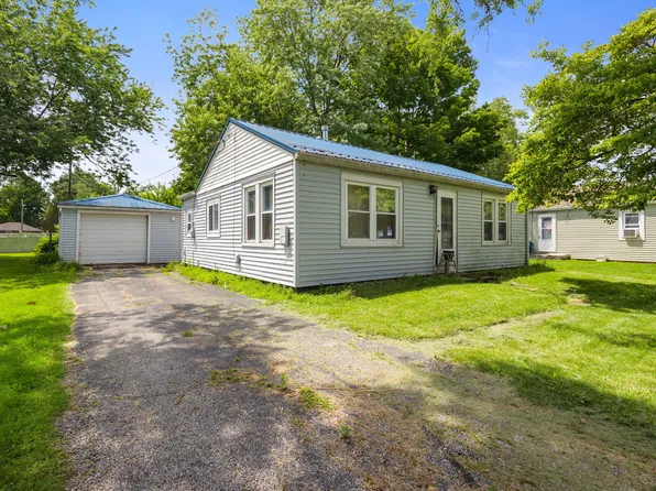 1702 Farrand Ave, La Porte, IN 46350