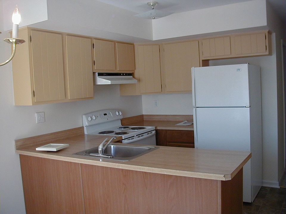 2nd image of 255 Florence Dr