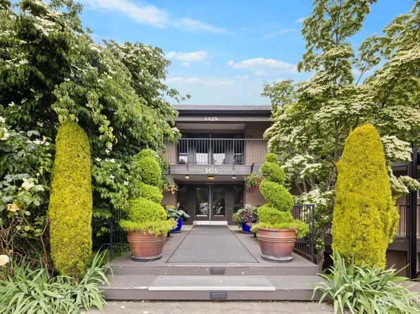 1425 S Puget Drive #117, Renton, WA 98055