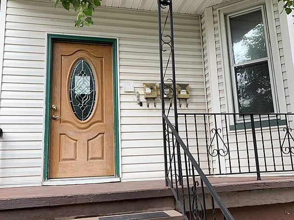 2nd image of 75 Johnston Ave Floor 2