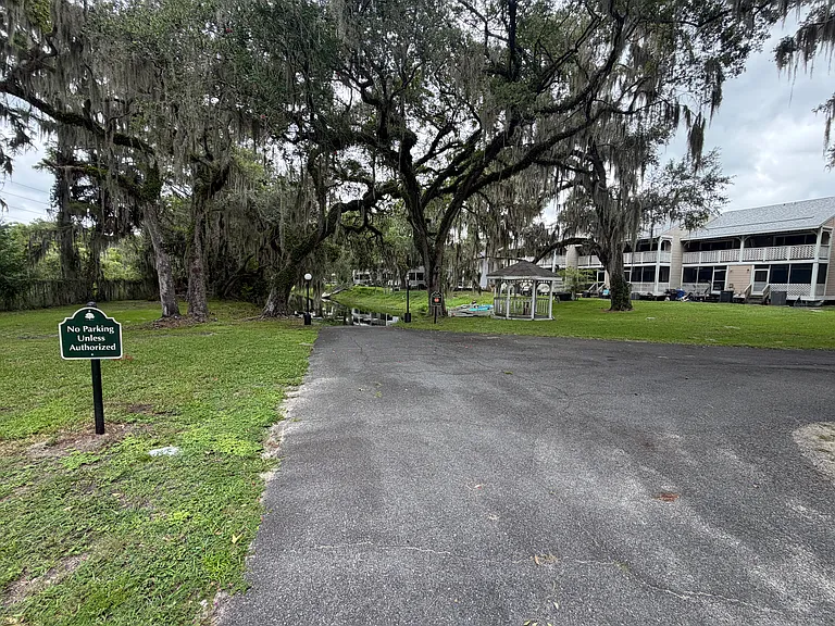 1288 Cypress Cove Ct — Photo 38