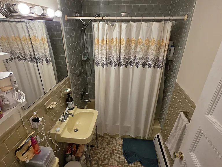 184 Naples Rd #3 — Photo 8