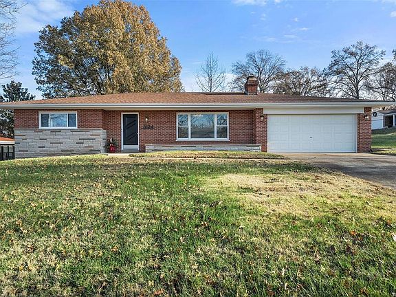 3rd image of 3124 Dillon Dr