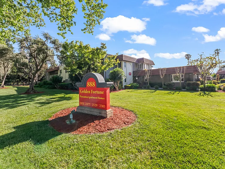 2451 Santa Rita Rd #52 — Photo 30