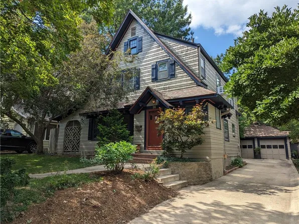 26 E 69th Ter, Kansas City, MO 64113