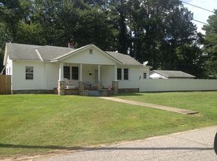 216 Crescent Dr, Rocky Mount, NC 27804