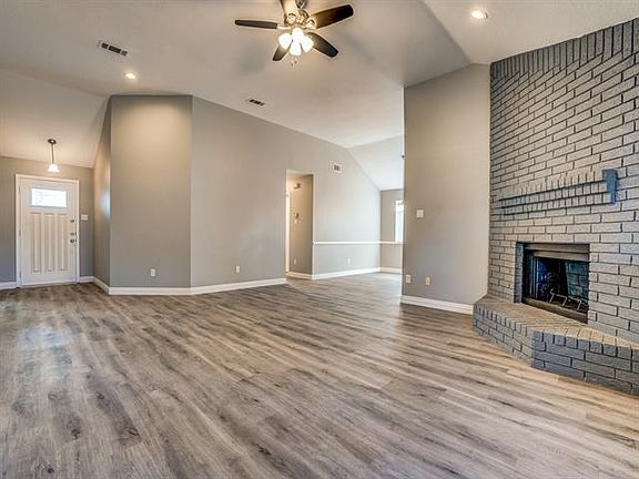 3rd image of 1545 Edelweiss Dr