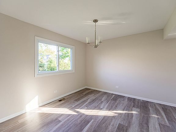 3rd image of 642 N Brookdale Dr