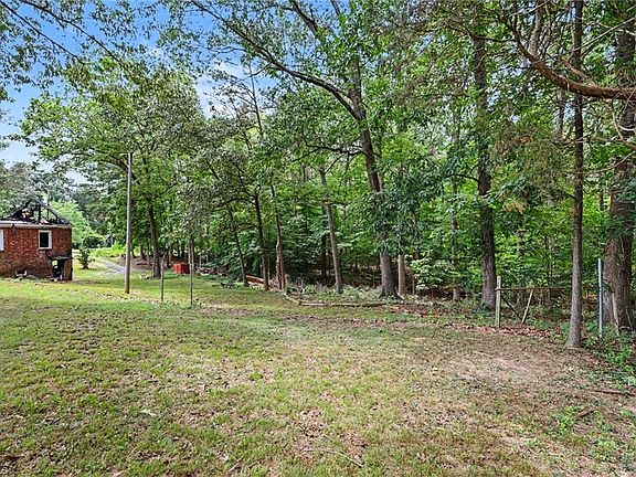 4th image of 320 Kimberly Ln