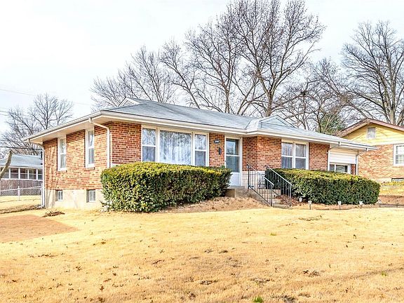 4th image of 9707 Colony Dr