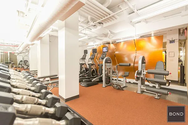 Sold by Bond New York | media 14