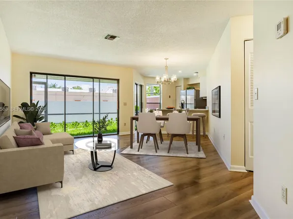 275 NW 36th Ave #275, Deerfield Beach, FL 33442