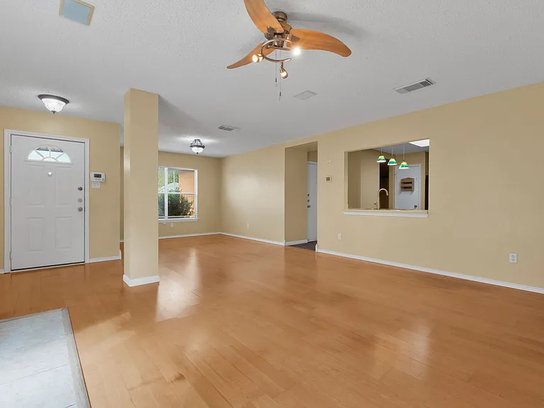6635 Barton Rock Rd — Photo 6