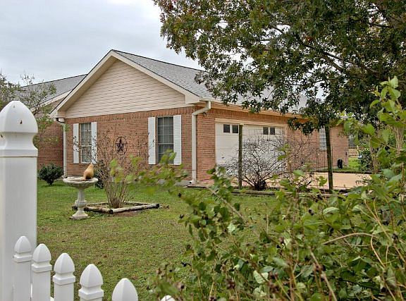 4th image of 1397 County Road 481