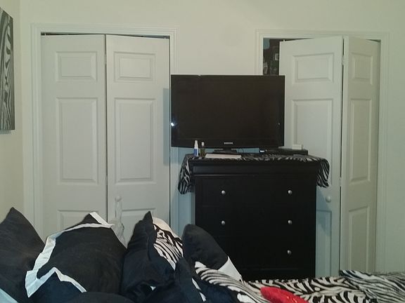 4th image of 1102 Rose Petal Way