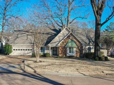 2340 E Lake Oaks Dr, Memphis, TN, 38134