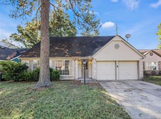 8322 Old Maple Ln, Humble, TX 77338