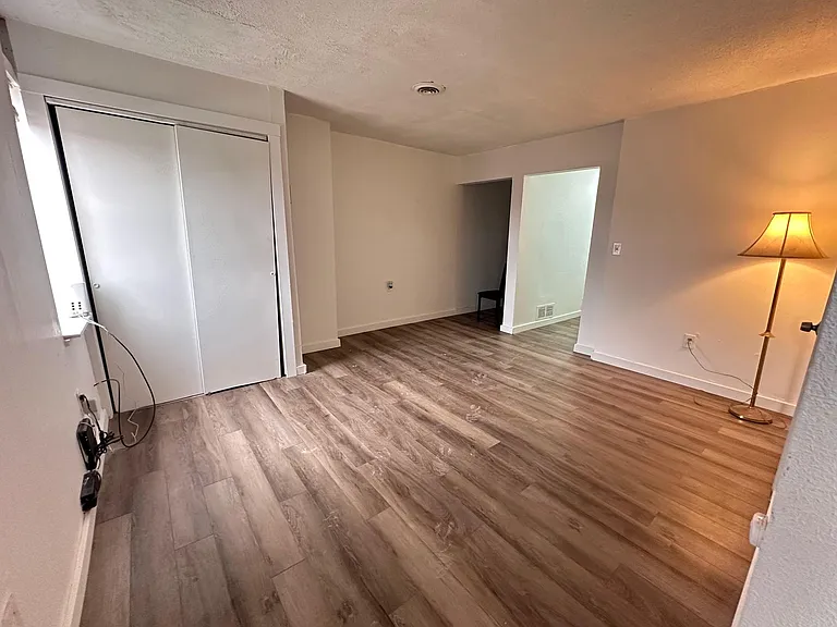 132 Charles St — Photo 3