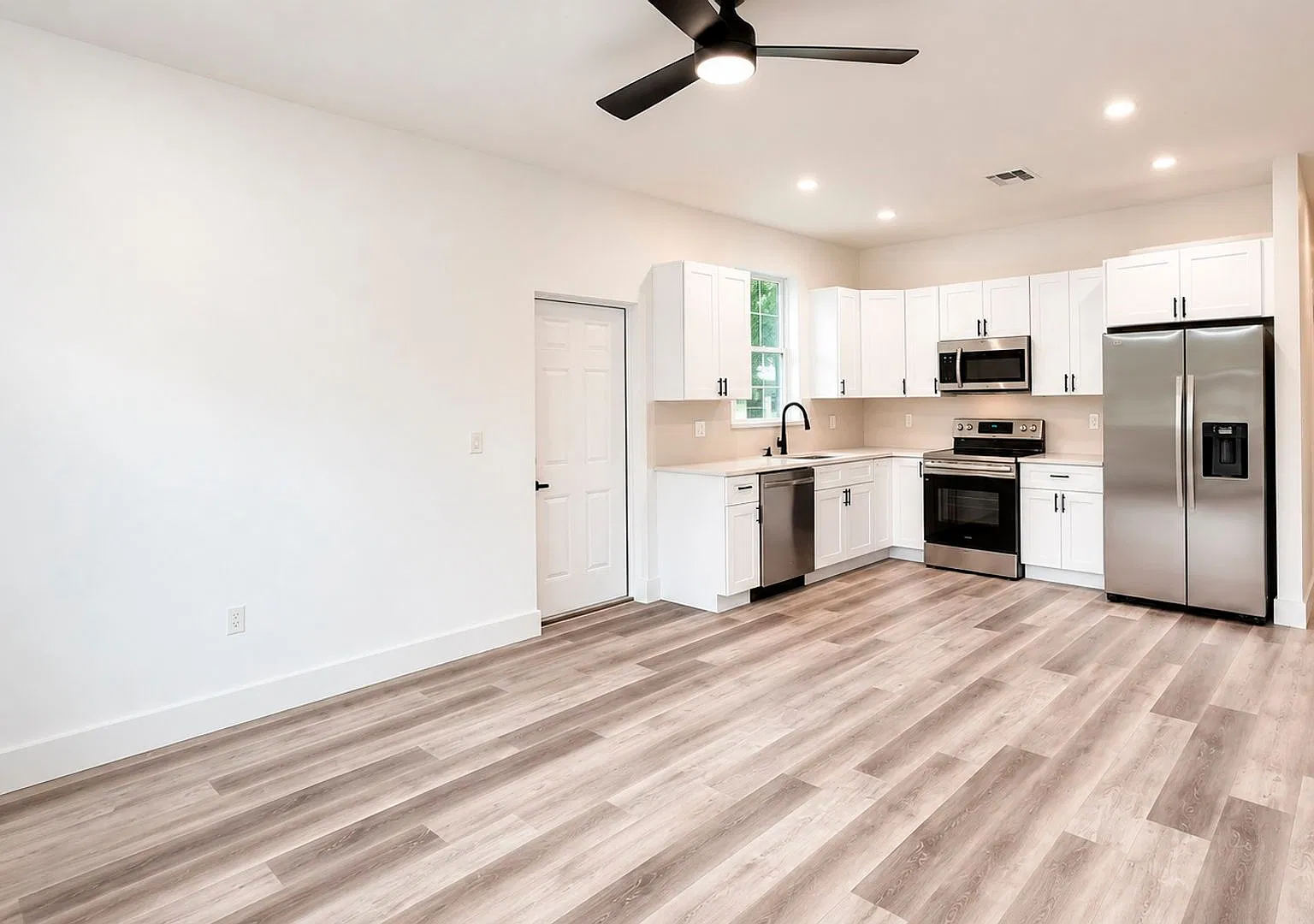 Duplex Rental In Punta Gorda — Photo 3