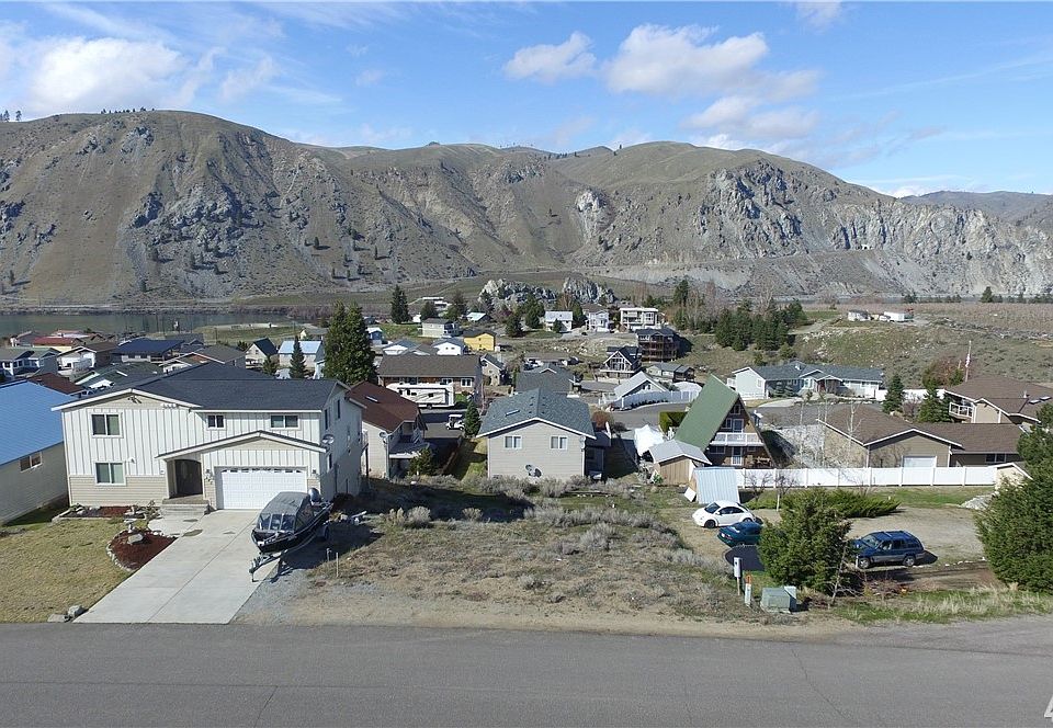 1st image of 265 E Entiat Dr
