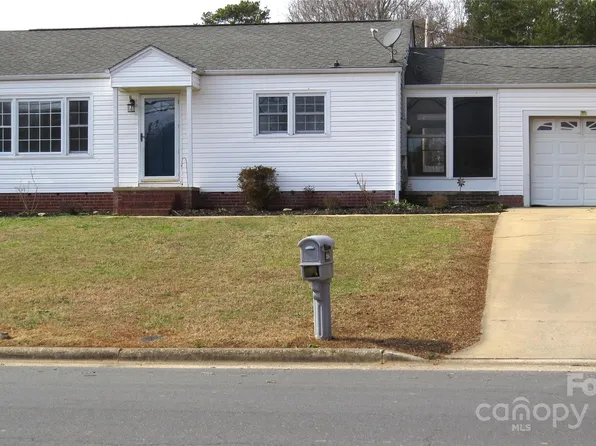 216 Park Ridge Rd, Albemarle, NC 28001