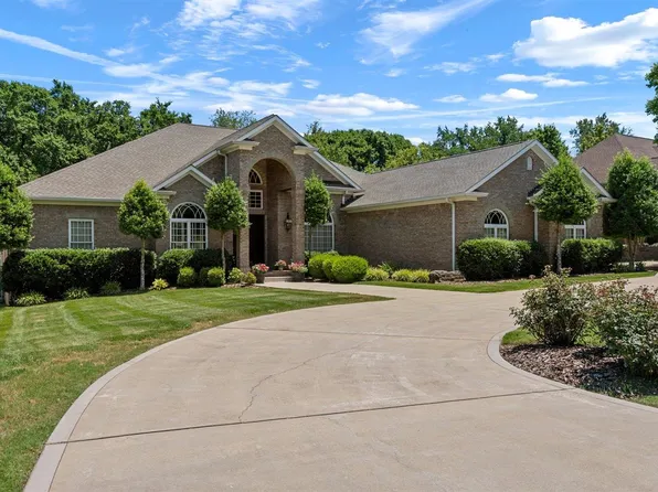 19 Talbott Dr, Bowling Green, KY 42103