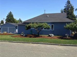 1120 17th St, Anacortes, WA 98221