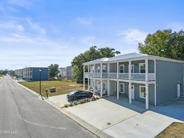 56 Oak Alley Ln, Long Beach, MS 39560